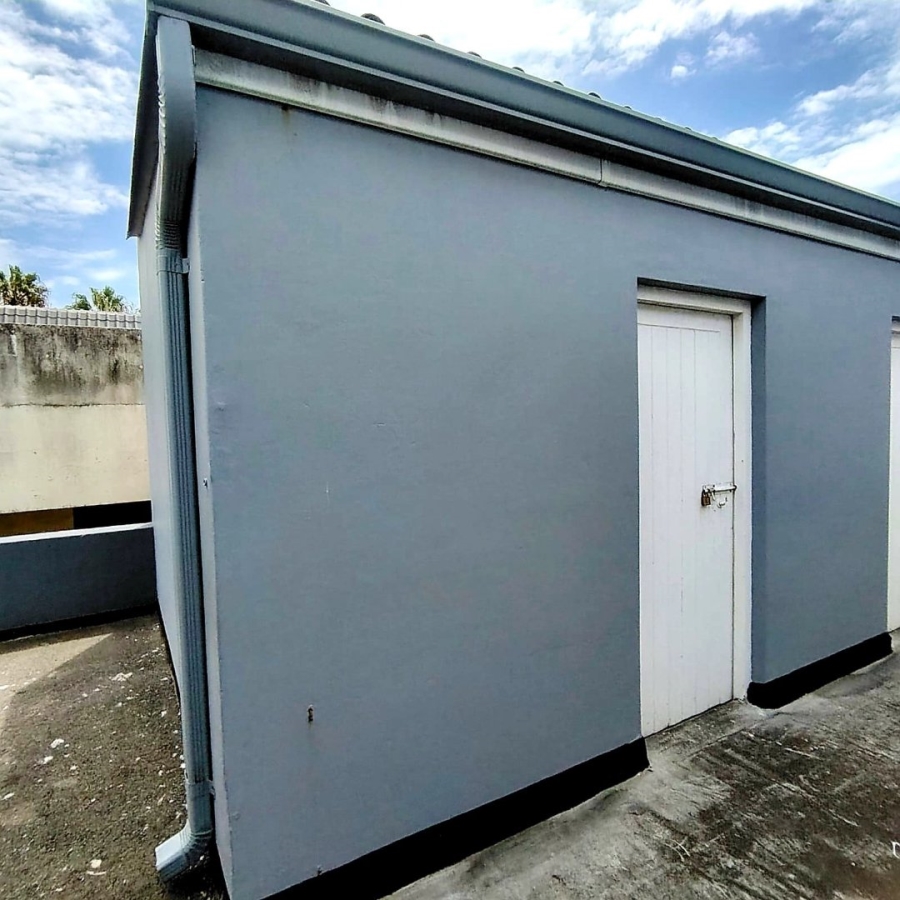 2 Bedroom Property for Sale in Quigney Eastern Cape